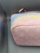 Lade das Bild in den Galerie-Viewer, Louis Vuitton Neverfull MM Escale