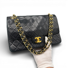 Lade das Bild in den Galerie-Viewer, Chanel Double Flap 24k Schwarz