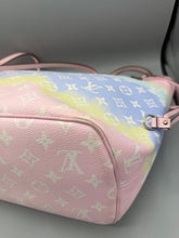 Lade das Bild in den Galerie-Viewer, Louis Vuitton Neverfull MM Escale