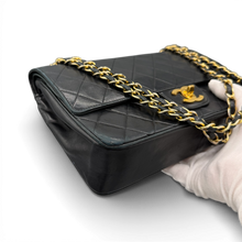 Lade das Bild in den Galerie-Viewer, Chanel Double Flap 24k Schwarz