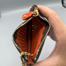 Lade das Bild in den Galerie-Viewer, Louis Vuitton Perforated Pochette Cles
