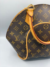 Lade das Bild in den Galerie-Viewer, Louis Vuitton Elipse PM Monogram
