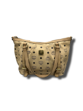 Lade das Bild in den Galerie-Viewer, MCM Shopper Beige Small
