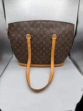 Lade das Bild in den Galerie-Viewer, Louis Vuitton Babylone Monogram Shopper
