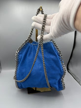 Lade das Bild in den Galerie-Viewer, Stella McCartney Falabella Blue
