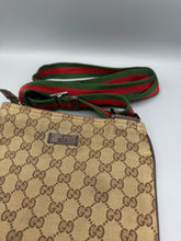 Lade das Bild in den Galerie-Viewer, Gucci Crossbody Bag
