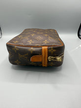 Lade das Bild in den Galerie-Viewer, Louis Vuitton Compiegne 23
