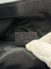 Lade das Bild in den Galerie-Viewer, Gucci Jackie Black Canvas
