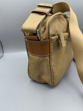 Lade das Bild in den Galerie-Viewer, Prada Side Crossbody Bag Beige
