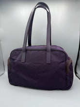 Lade das Bild in den Galerie-Viewer, Prada Triangle Purple Multi Pocket Bag
