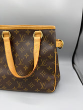 Lade das Bild in den Galerie-Viewer, Louis Vuitton Battignoles PM
