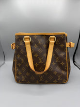 Lade das Bild in den Galerie-Viewer, Louis Vuitton Battignoles PM
