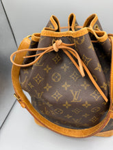 Lade das Bild in den Galerie-Viewer, Louis Vuitton Noe Grande Monogram
