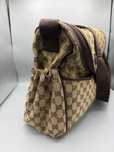 Lade das Bild in den Galerie-Viewer, Gucci Wickeltasche GG Canvas Beige
