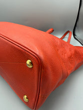 Lade das Bild in den Galerie-Viewer, Louis Vuitton Citadine PM Empreinte
