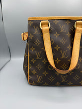 Lade das Bild in den Galerie-Viewer, Louis Vuitton Battignoles PM
