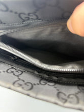 Lade das Bild in den Galerie-Viewer, Gucci Bamboo Black Monogram Bag
