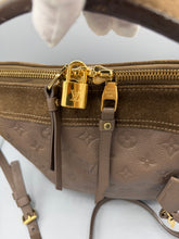 Lade das Bild in den Galerie-Viewer, Louis Vuitton Audacieuse PM Brown
