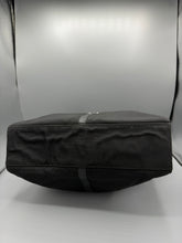 Lade das Bild in den Galerie-Viewer, Gucci Jackie Black Canvas
