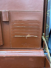 Lade das Bild in den Galerie-Viewer, Louis Vuitton President Classeur Monogram
