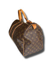 Lade das Bild in den Galerie-Viewer, Louis Vuitton Keepall 45
