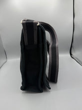 Lade das Bild in den Galerie-Viewer, Hermès Cotton Messenger Bag Black
