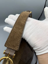 Lade das Bild in den Galerie-Viewer, Louis Vuitton Audacieuse PM Brown
