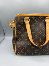 Lade das Bild in den Galerie-Viewer, Louis Vuitton Battignoles PM
