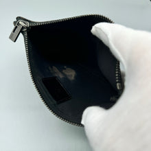 Lade das Bild in den Galerie-Viewer, Fendi Zucca Brown Pouch
