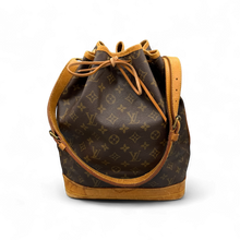Lade das Bild in den Galerie-Viewer, Louis Vuitton Noe Grande Monogram
