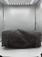 Lade das Bild in den Galerie-Viewer, Gucci Black/Grey Monogram Hobo
