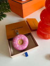 Lade das Bild in den Galerie-Viewer, Louis Vuitton Donut Pouch
