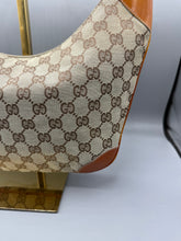 Lade das Bild in den Galerie-Viewer, Gucci Hobo Bag Beige
