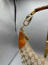 Lade das Bild in den Galerie-Viewer, Gucci Hobo Bag Beige
