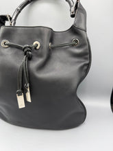 Lade das Bild in den Galerie-Viewer, Gucci Bamboo Bucket Bag Black
