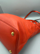 Lade das Bild in den Galerie-Viewer, Louis Vuitton Citadine PM Empreinte
