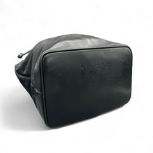 Lade das Bild in den Galerie-Viewer, MCM Beuteltasche Black
