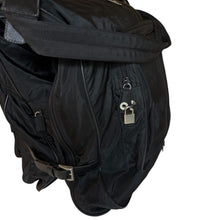 Lade das Bild in den Galerie-Viewer, Prada Tessuto Kleidersack Black Nylon
