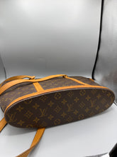 Lade das Bild in den Galerie-Viewer, Louis Vuitton Babylone Monogram Shopper
