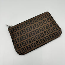 Lade das Bild in den Galerie-Viewer, Fendi Zucca Brown Pouch
