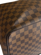 Lade das Bild in den Galerie-Viewer, Louis Vuitton Greenwich GM Damier Ebene
