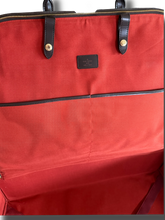 Lade das Bild in den Galerie-Viewer, Louis Vuitton Nolita GM Damier Ebene
