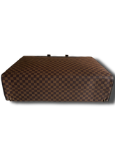 Lade das Bild in den Galerie-Viewer, Louis Vuitton Nolita GM Damier Ebene

