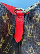 Lade das Bild in den Galerie-Viewer, Louis Vuitton NeoNoe MM Monogram
