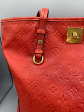 Lade das Bild in den Galerie-Viewer, Louis Vuitton Citadine PM Empreinte
