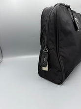 Lade das Bild in den Galerie-Viewer, Prada Nylon Shopper Bag
