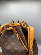 Lade das Bild in den Galerie-Viewer, Louis Vuitton Noe Grande Monogram
