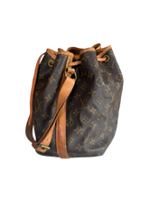 Lade das Bild in den Galerie-Viewer, Louis Vuitton Petit Noe Monogram
