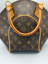 Lade das Bild in den Galerie-Viewer, Louis Vuitton Elipse PM Monogram
