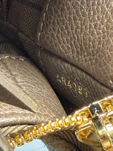 Lade das Bild in den Galerie-Viewer, Louis Vuitton Audacieuse PM Brown
